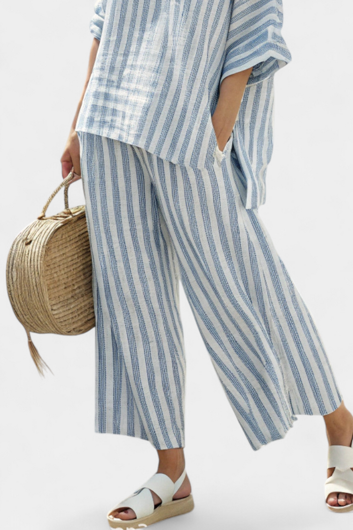 Umbria™ | Top en lin à rayures bleues raffinées et pantalon ample.